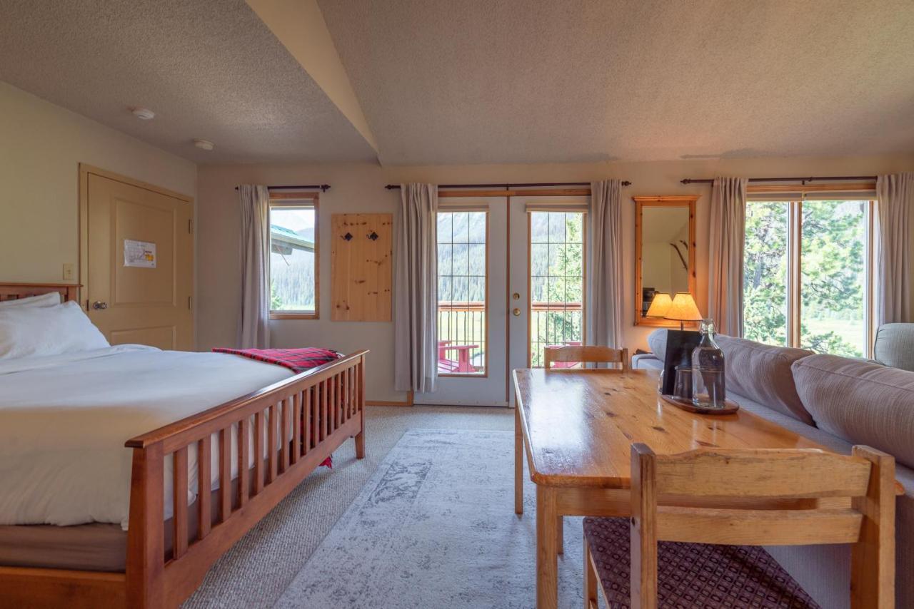 Mount Engadine Lodge Kananaskis Zewnętrze zdjęcie
